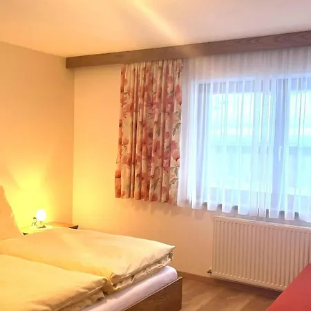 Haus Oberluggauer * Wald am Arlberg